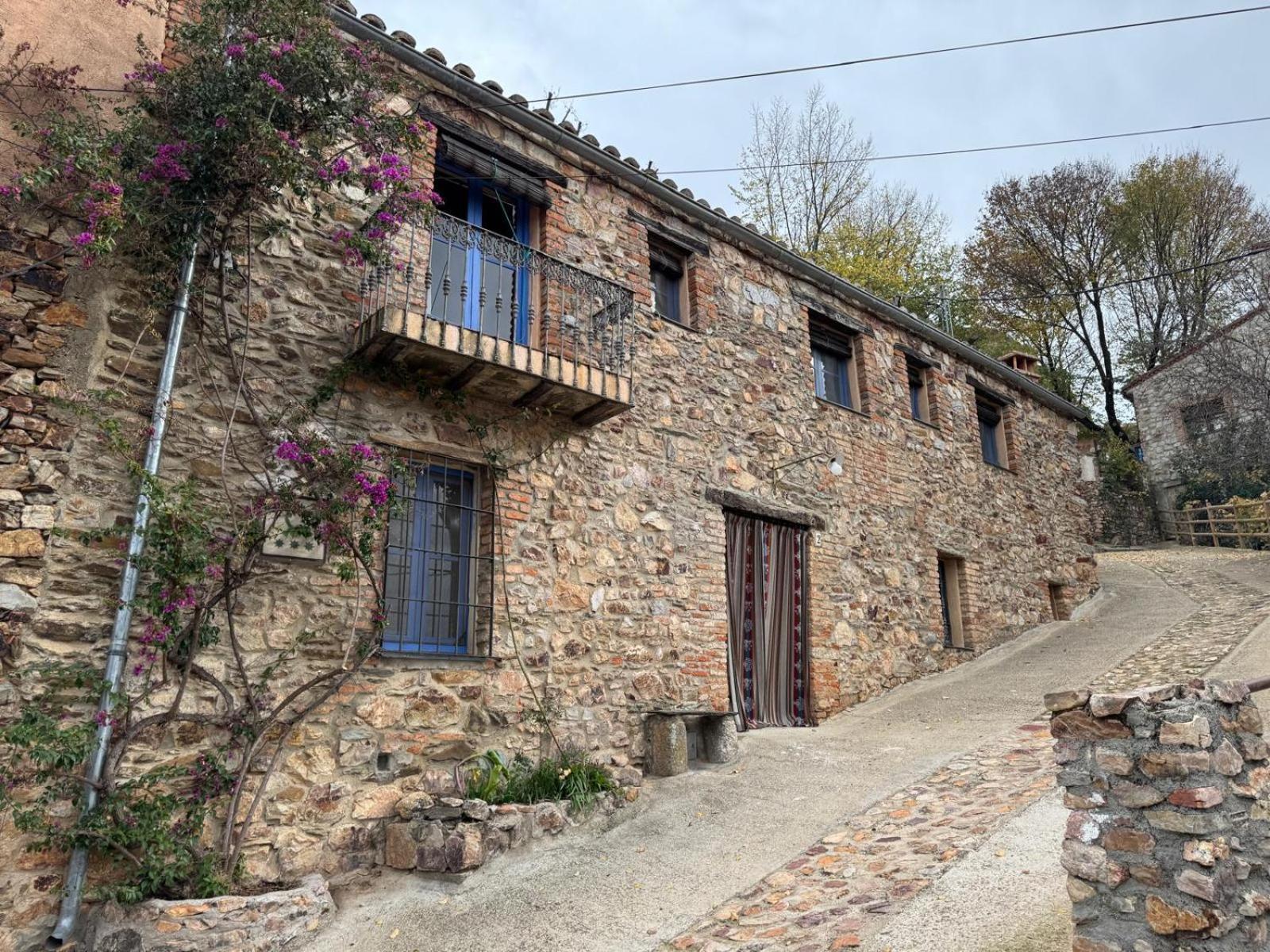 Alma De Villuercas Guest House Cabanas del Castillo Exterior photo