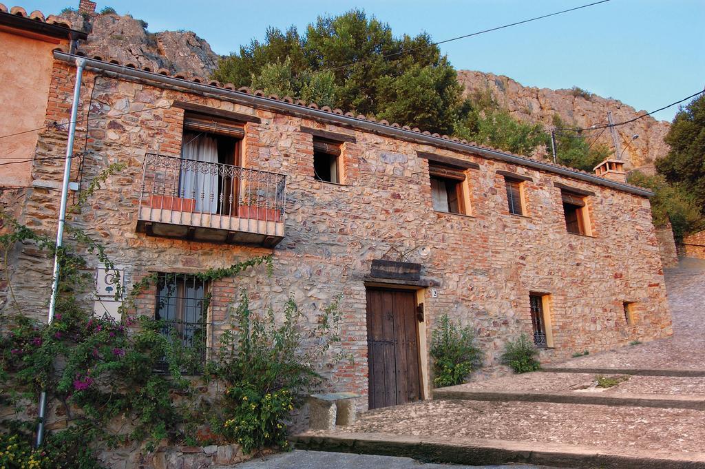 Alma De Villuercas Guest House Cabanas del Castillo Exterior photo
